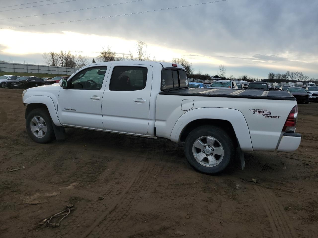2013 Toyota Tacoma - Image 2