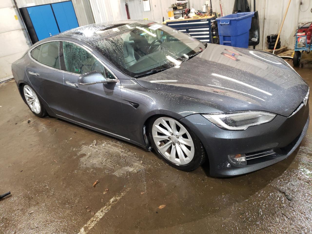 VIN 5YJSA1E25HF205252 2017 TESLA MODEL S no.4