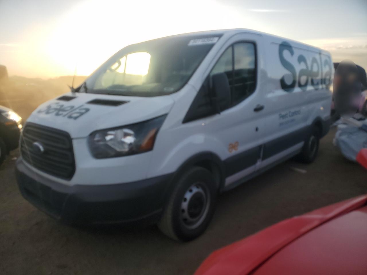 VIN 1FTYE1YM3KKA08747 2019 FORD TRANSIT no.1