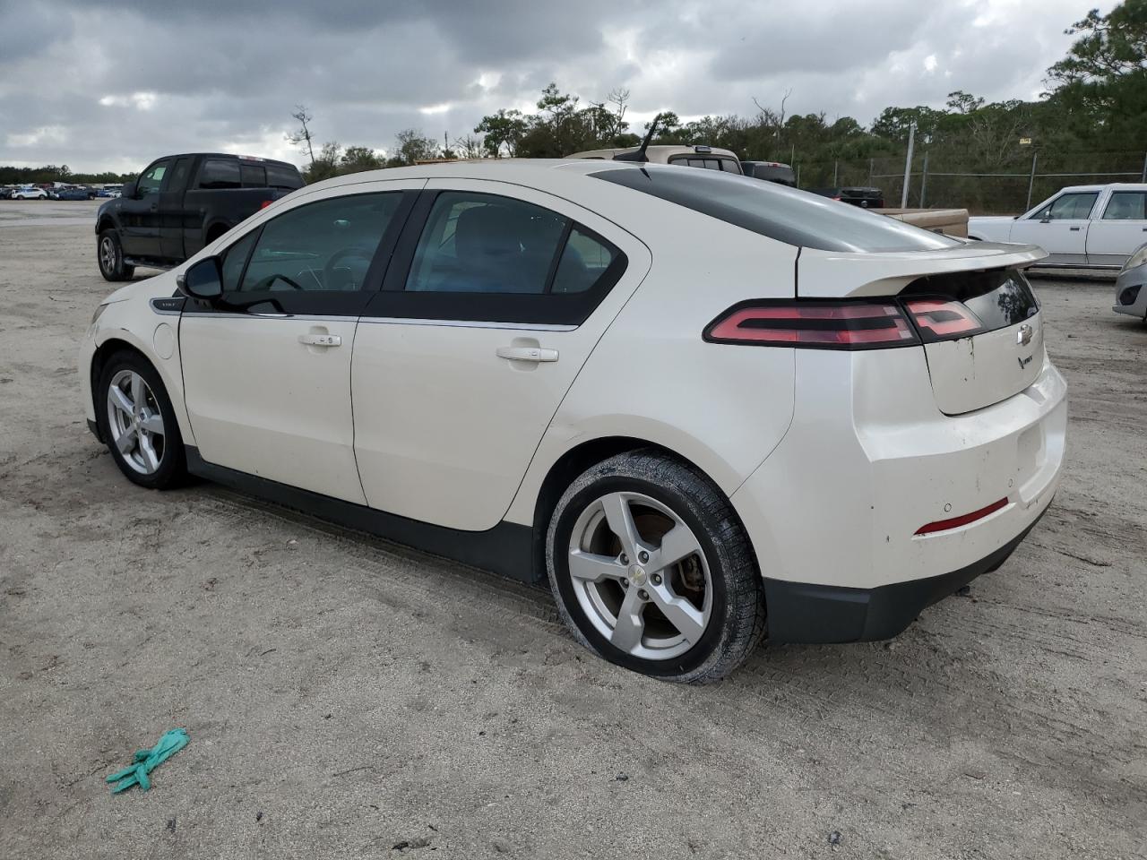 VIN 1G1RD6E40EU128760 2014 CHEVROLET VOLT no.2