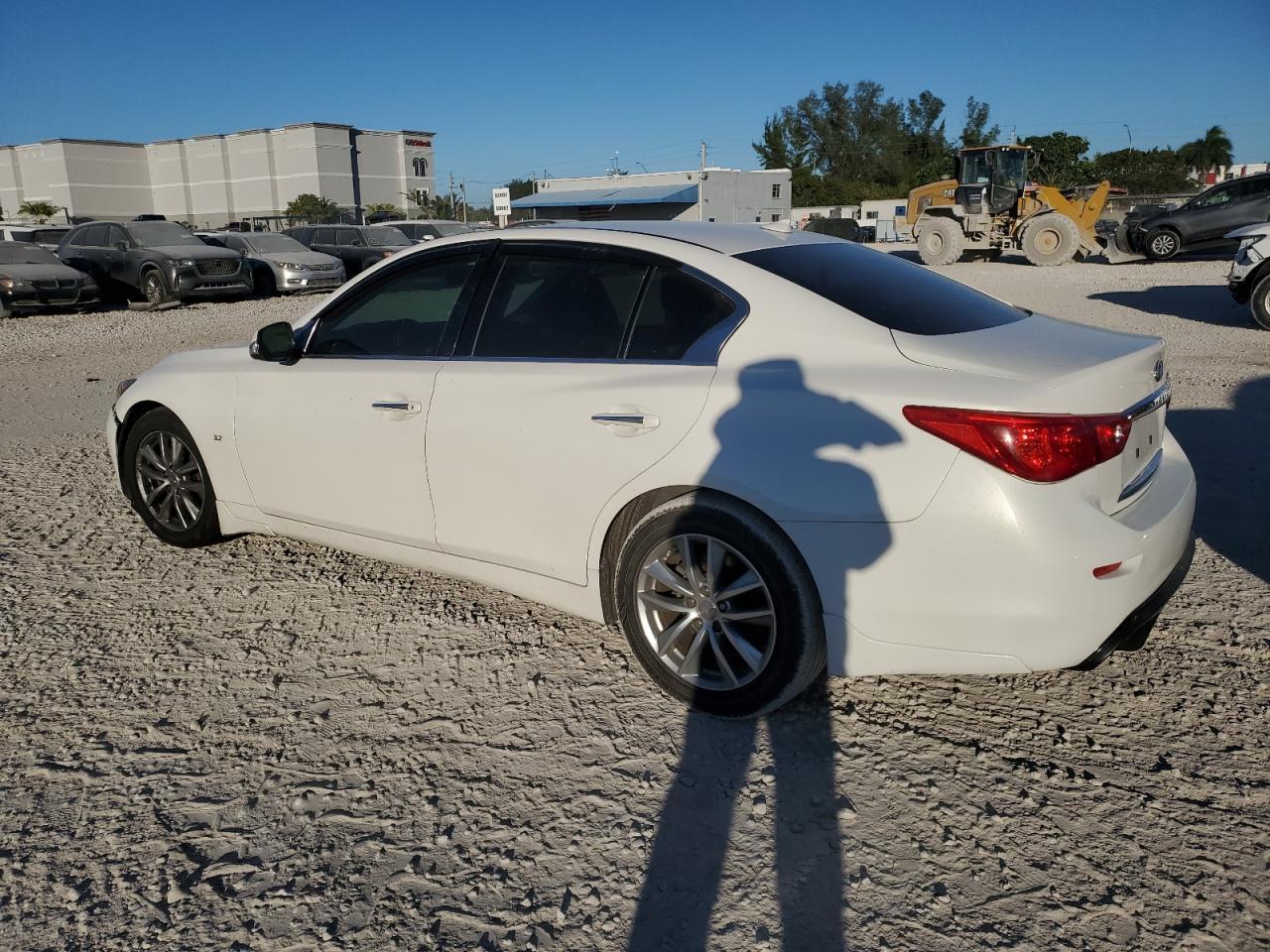 2014 Infiniti Q50 - Image 2