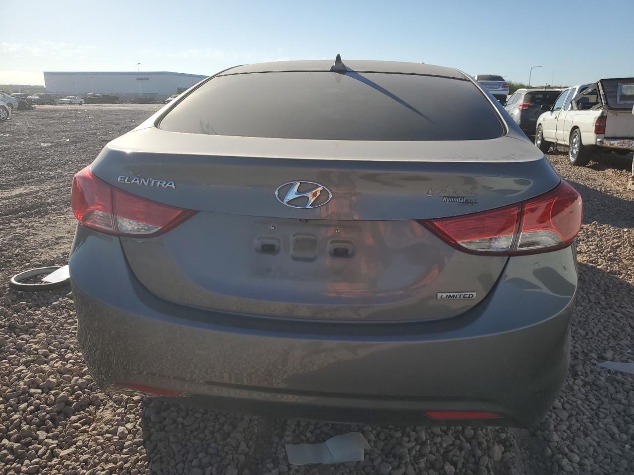 VIN 5NPDH4AEXDH424810 2013 HYUNDAI ELANTRA no.6