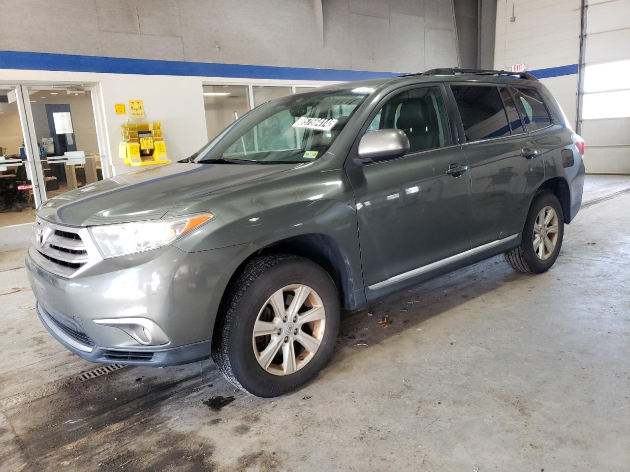 2013 TOYOTA HIGHLANDER