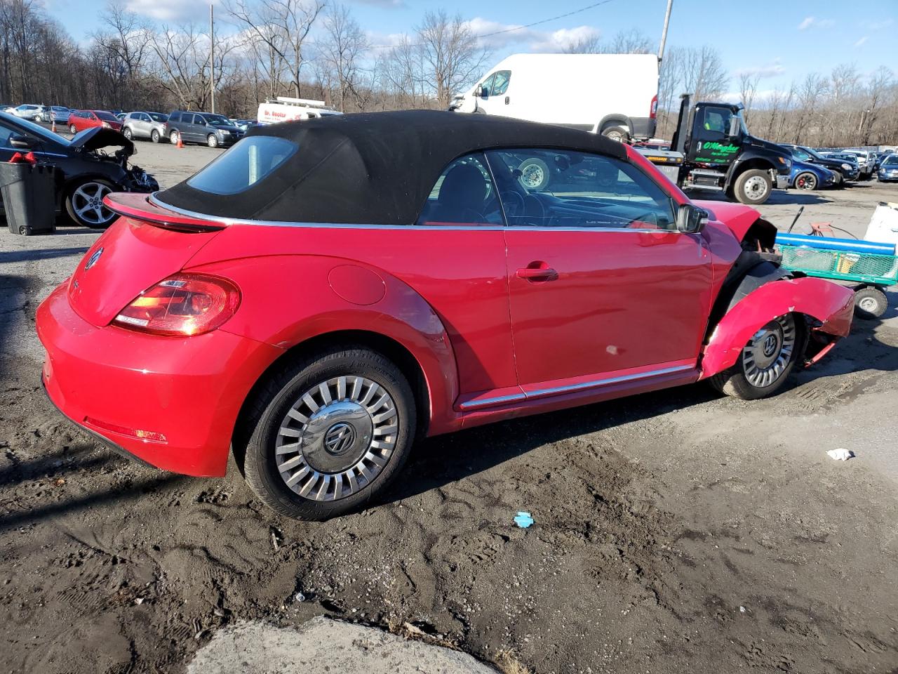 VIN 3VW517AT7GM809987 2016 VOLKSWAGEN BEETLE no.3