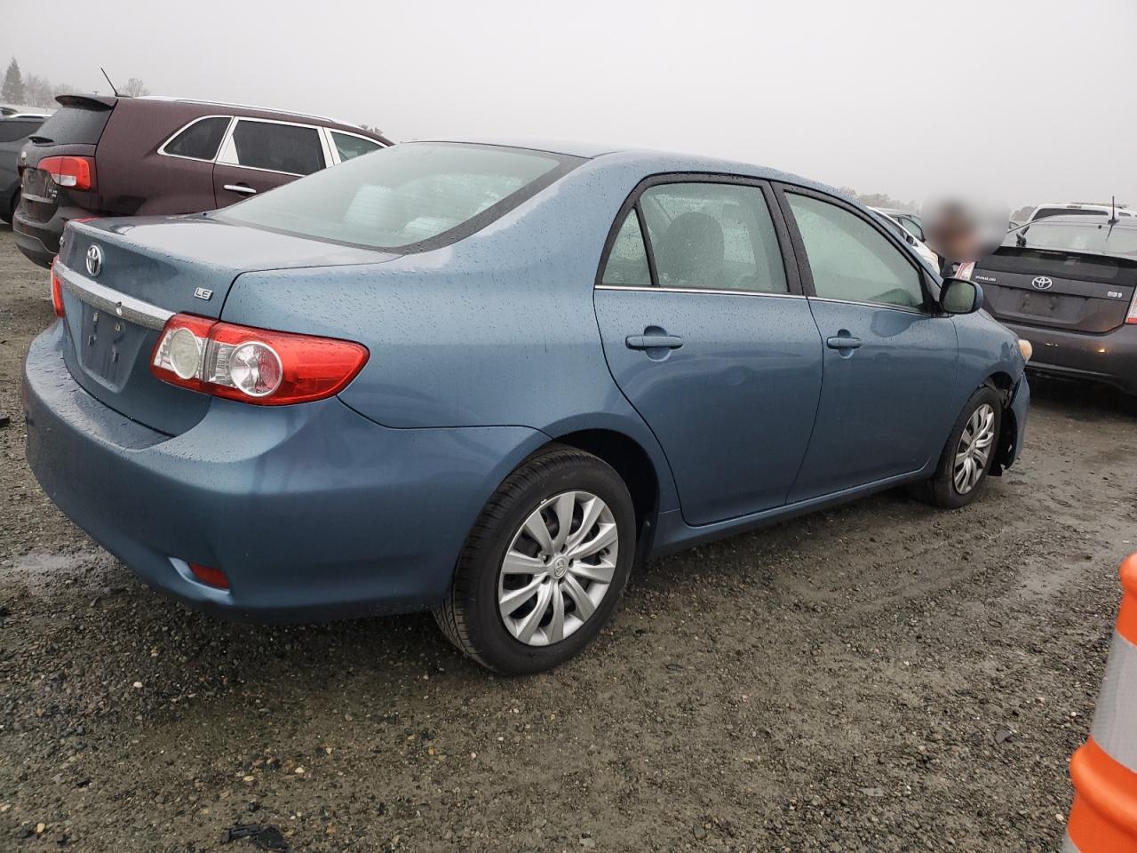 VIN 5YFBU4EE3DP147692 2013 TOYOTA COROLLA no.3