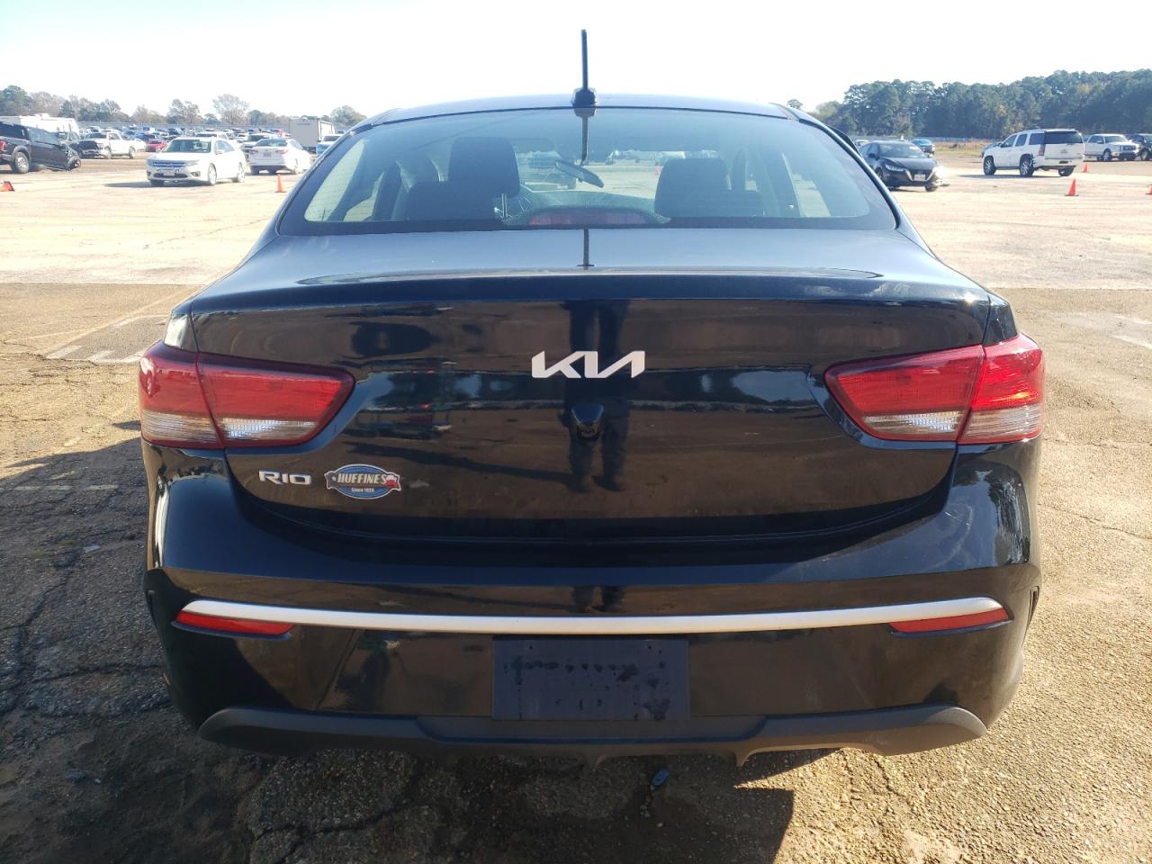 2023 Kia Rio - Image 6