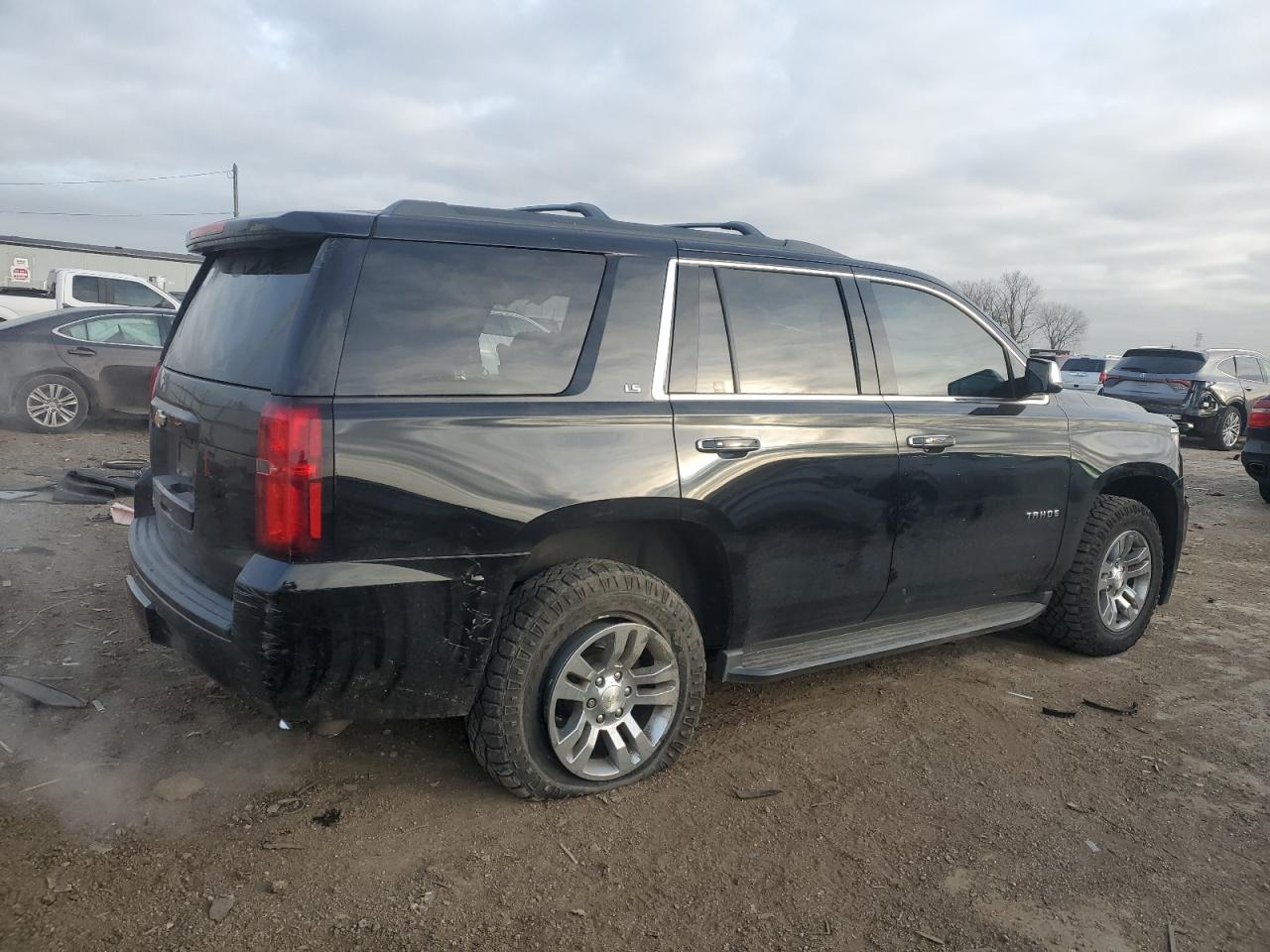 2016 Chevrolet Tahoe - Image 3