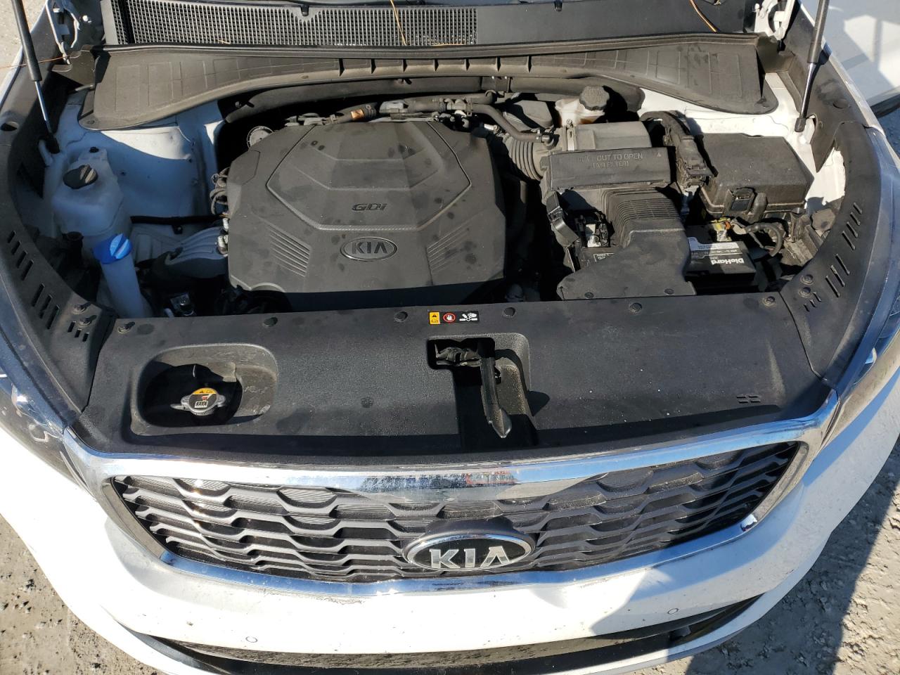 2019 Kia Sorento - Image 14