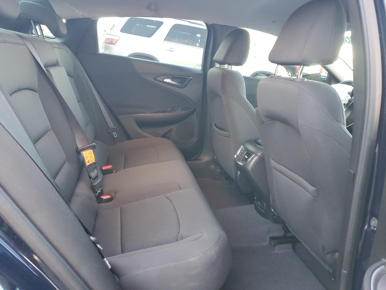 2018 Chevrolet Malibu - Image 10