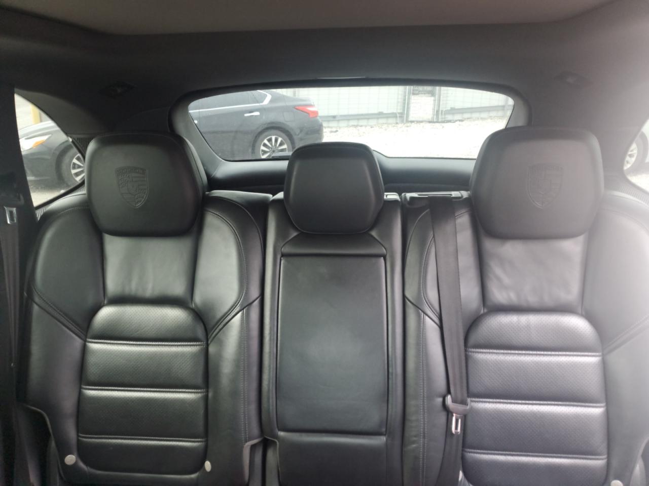 2012 Porsche Cayenne S VIN: WP1AB2A23CLA49026 Lot: 84497784