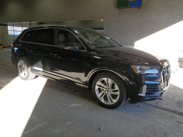  AUDI Q7 2021 Чорний