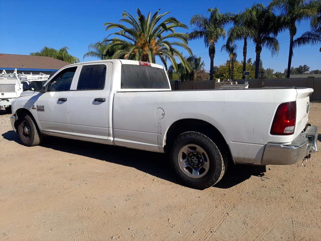 2013 RAM 2500 - Image 2