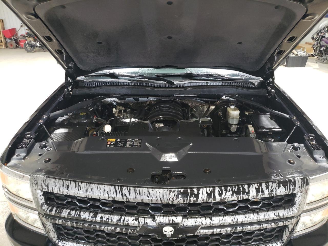 2014 Chevrolet Silverado - Image 11