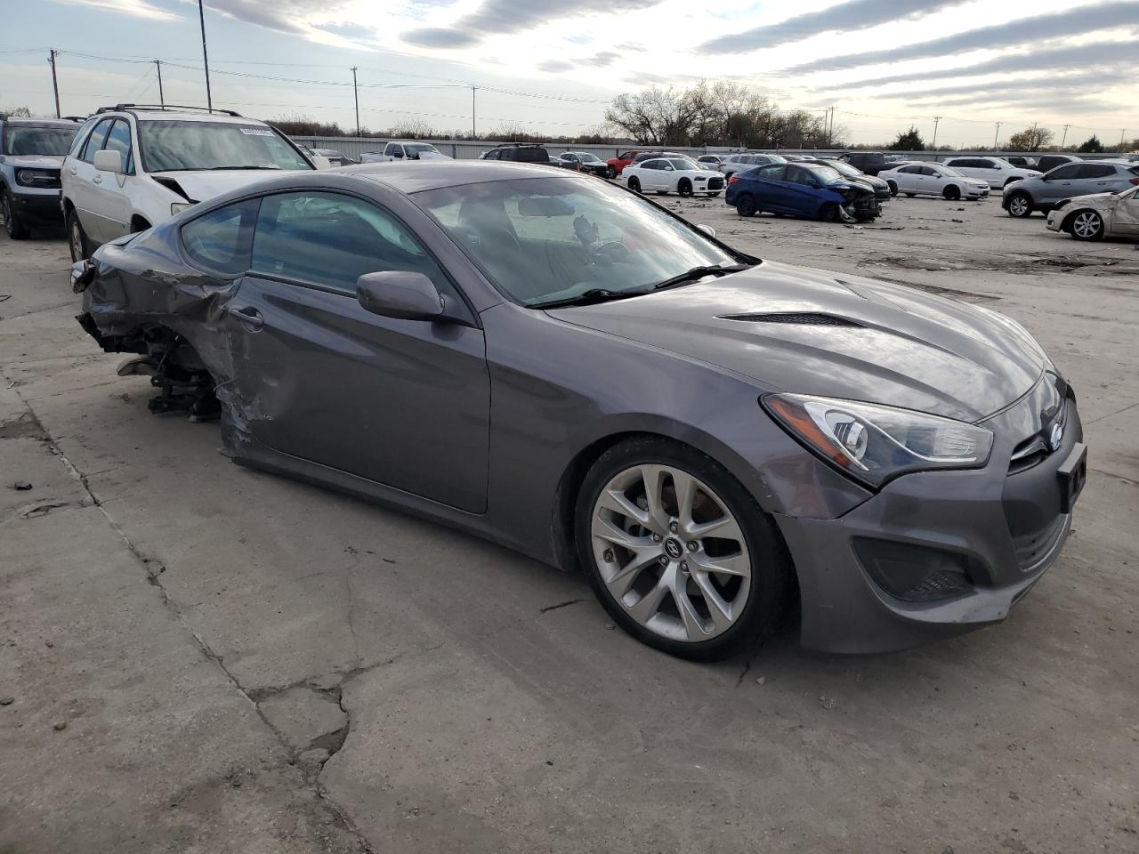 VIN KMHHT6KDXDU084769 2013 HYUNDAI GENESIS no.4