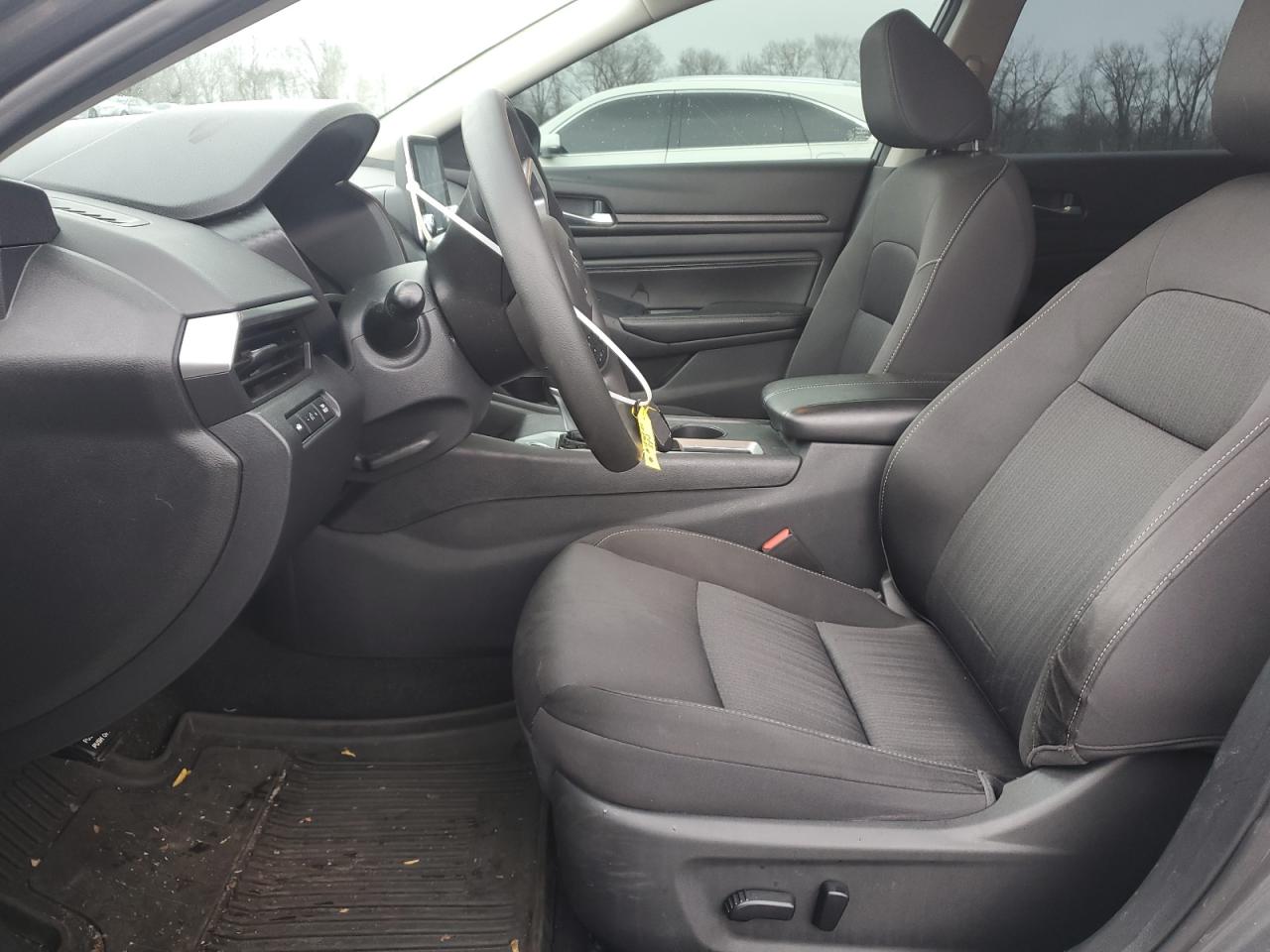 2019 Nissan Altima - Image 7