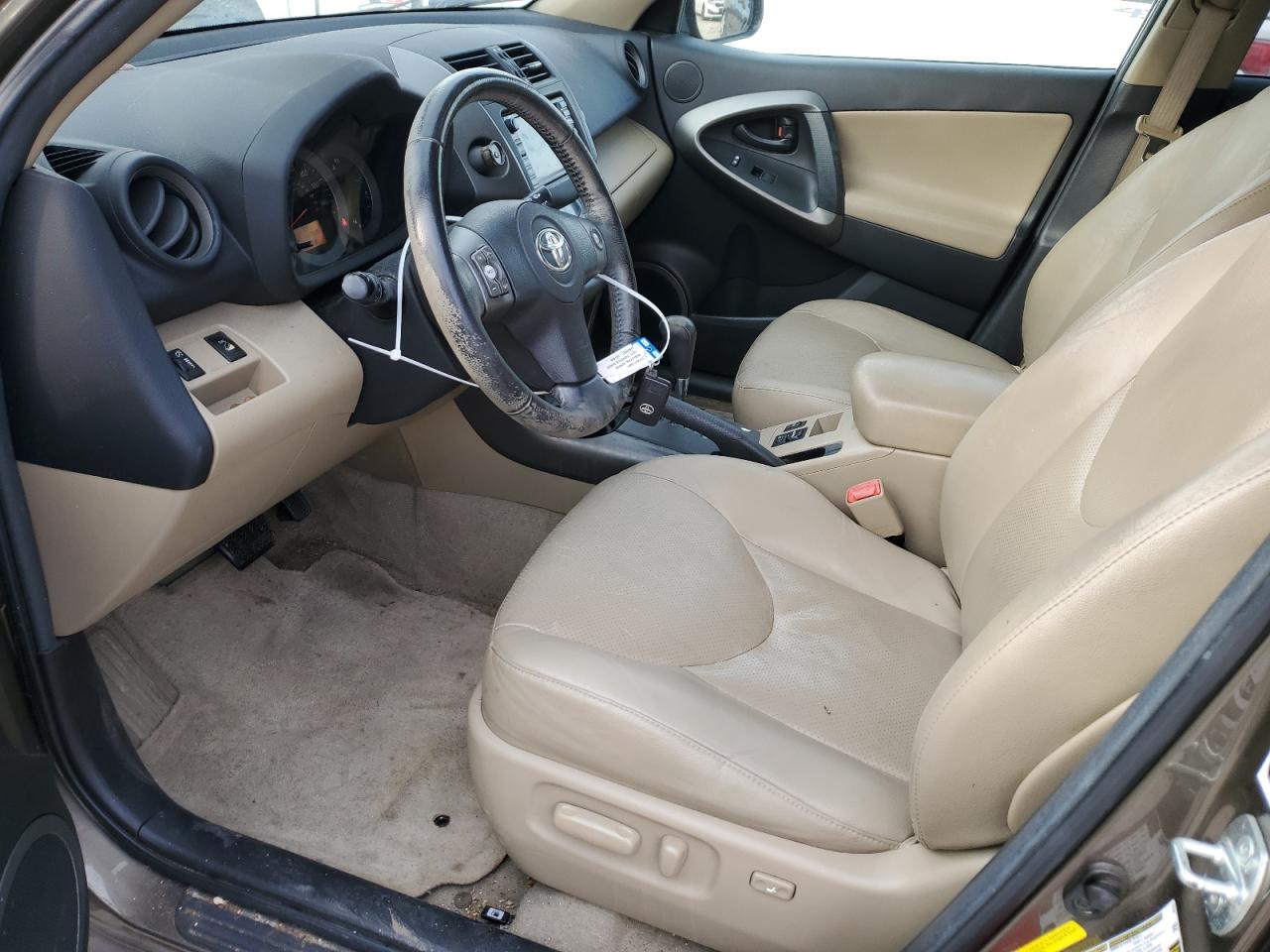 2011 Toyota RAV 4 - Image 7