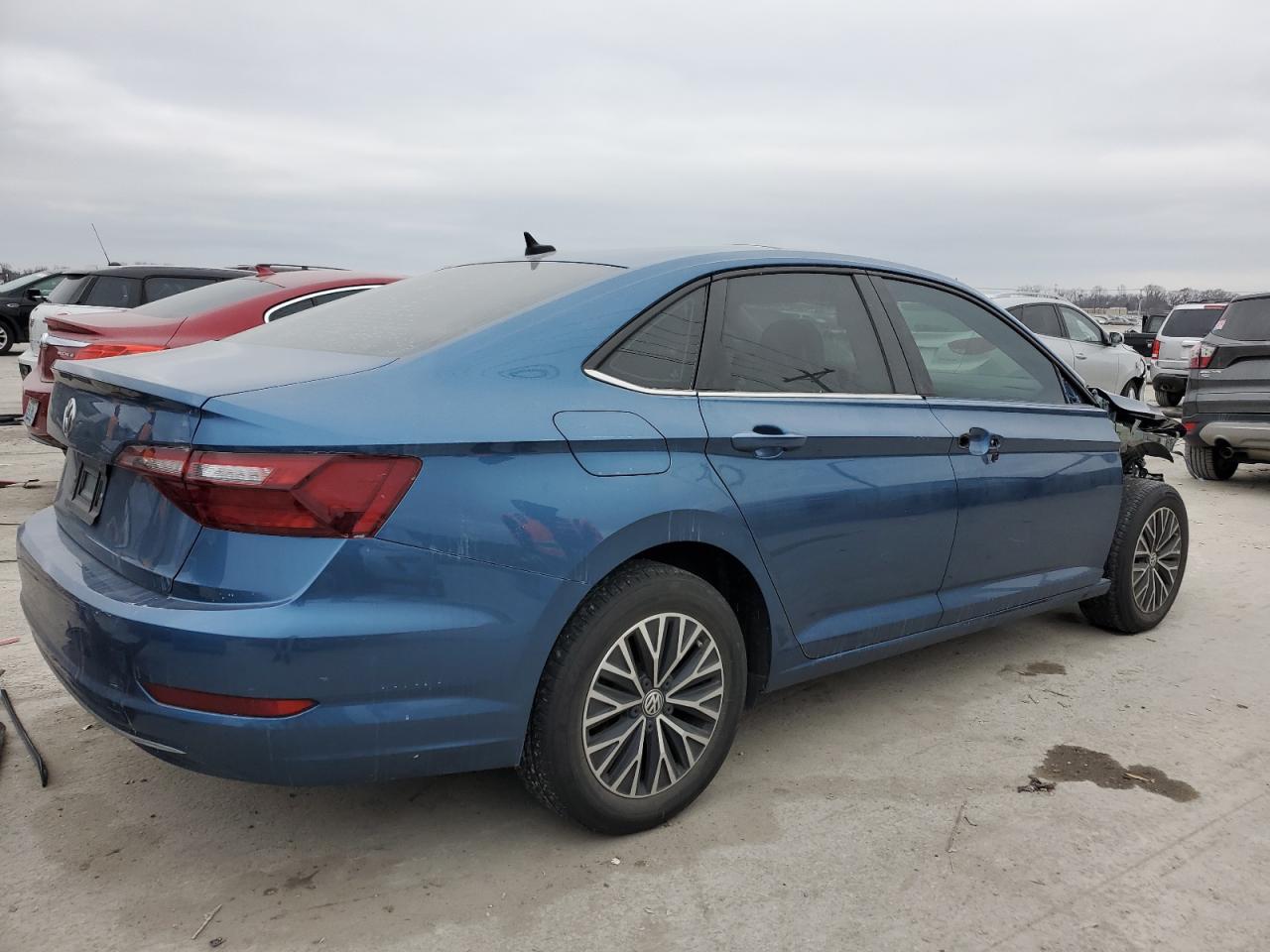 2020 Volkswagen Jetta - Image 3