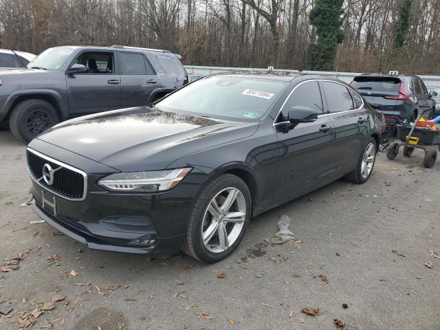 2018 Volvo S90 T5 Momentum