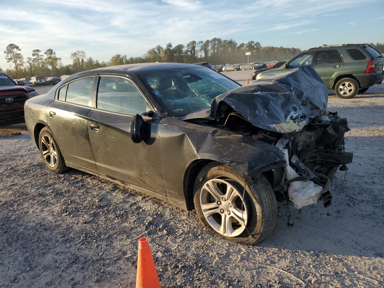 2019 Dodge Charger - Image 4