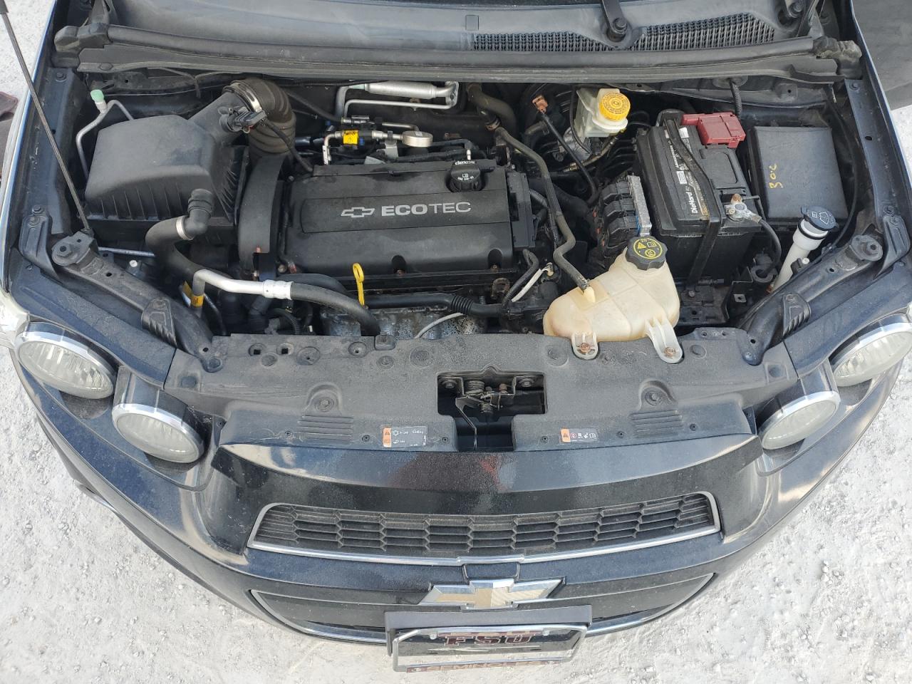 2015 Chevrolet Sonic - Image 13