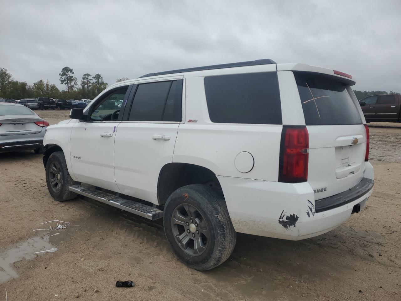 2015 Chevrolet Tahoe - Image 2