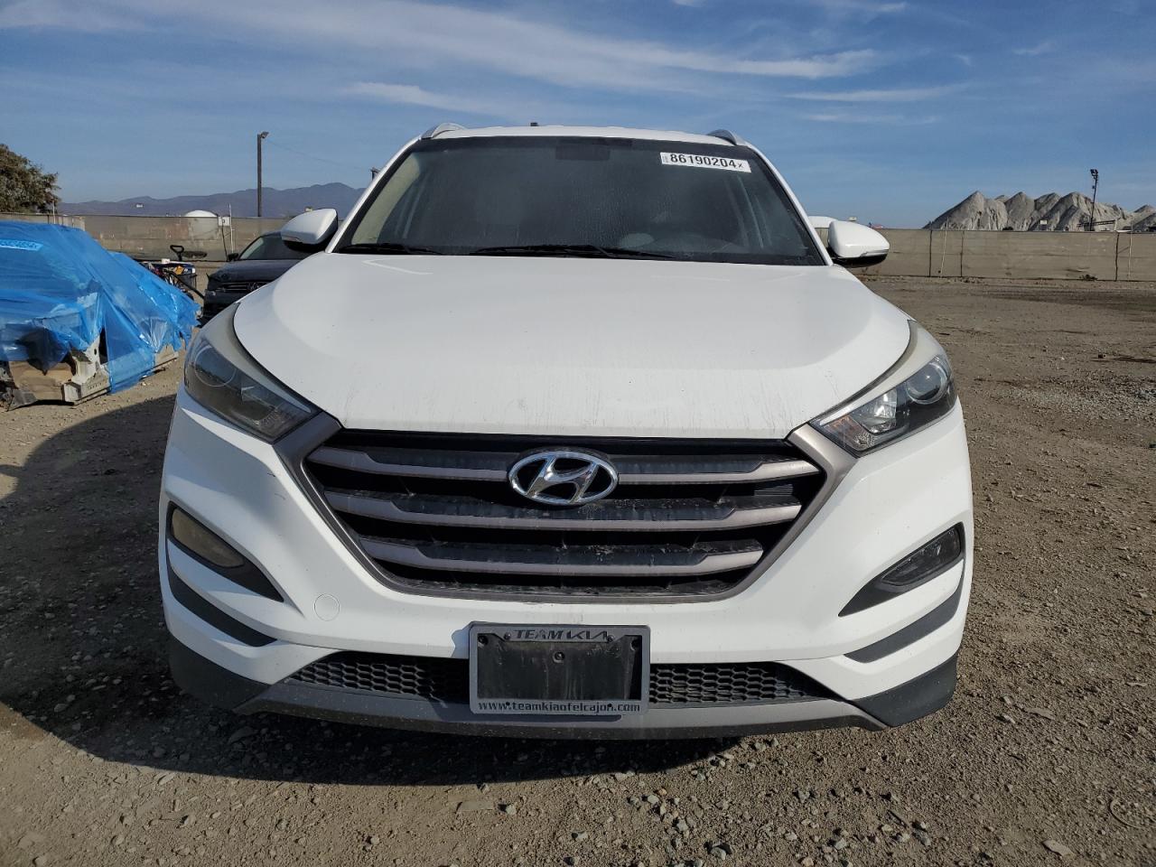 VIN KM8J33A2XGU075137 2016 HYUNDAI TUCSON no.5