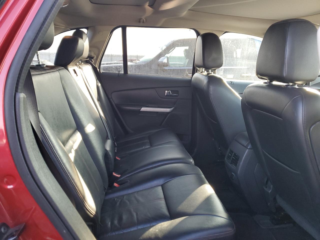 2012 Ford Edge - Image 11