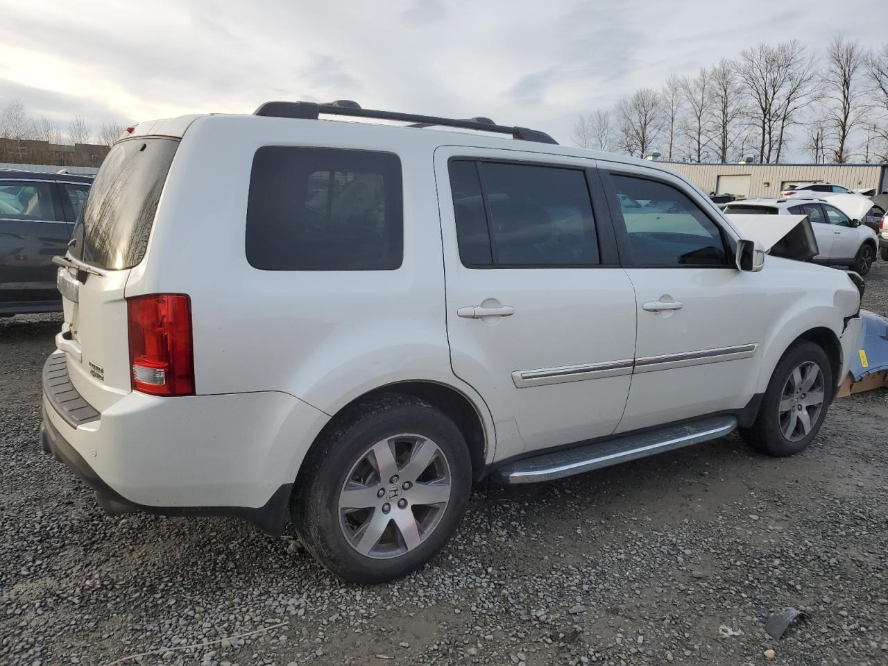 VIN 5FNYF4H99EB015066 2014 HONDA PILOT no.3