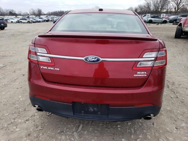  FORD TAURUS 2013 Красный