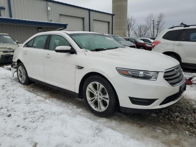  FORD TAURUS 2017 Белы