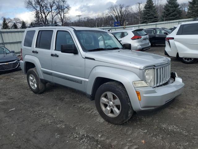 Паркетники JEEP LIBERTY 2012 Серебристый