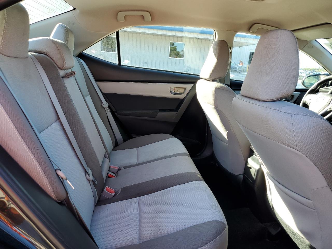 2017 Toyota Corolla - Image 11