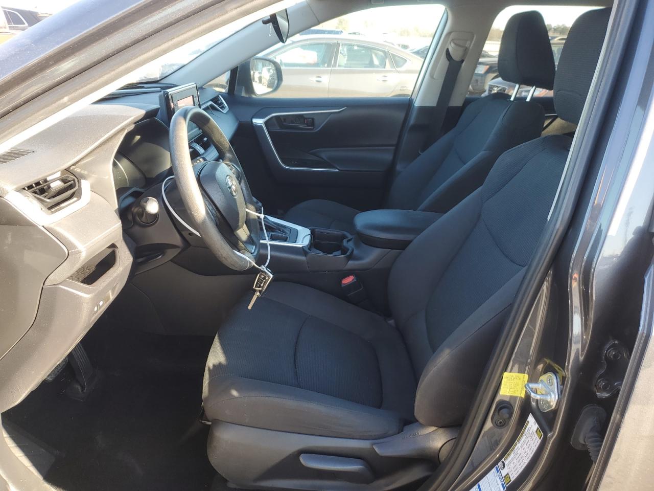 2019 Toyota RAV 4 - Image 7