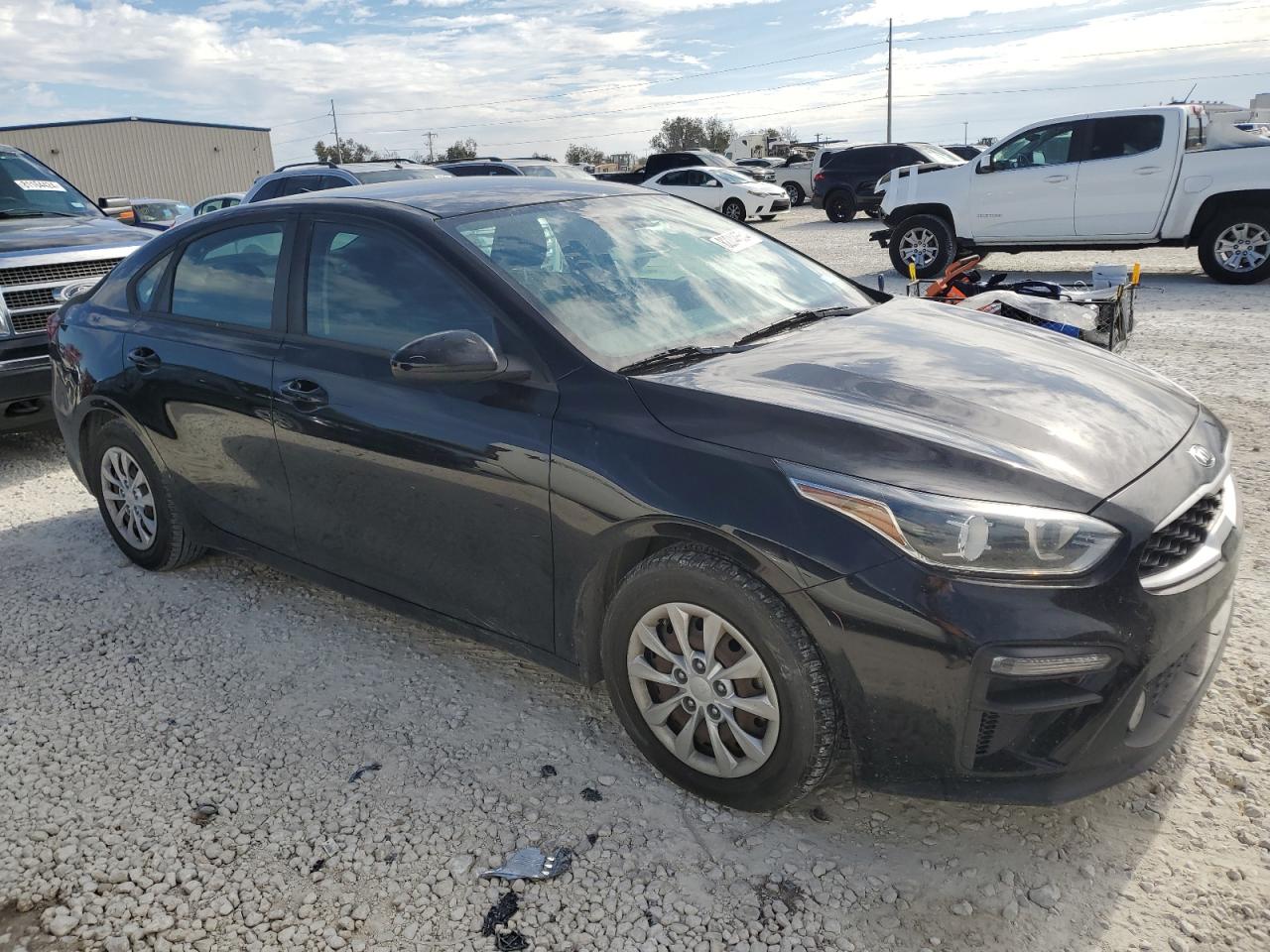 VIN 3KPF24AD9KE105921 2019 KIA FORTE no.4