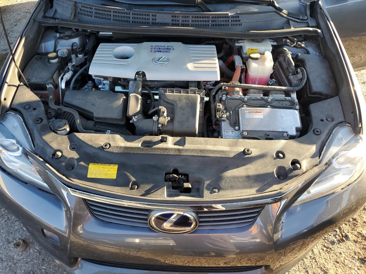 2012 Lexus CT - Image 11