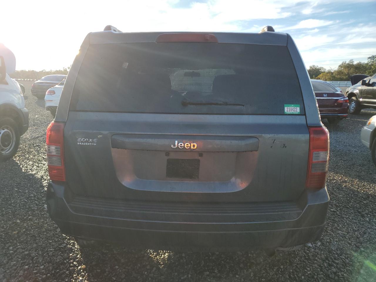 VIN 1C4NJPBA1ED881535 2014 JEEP PATRIOT no.6