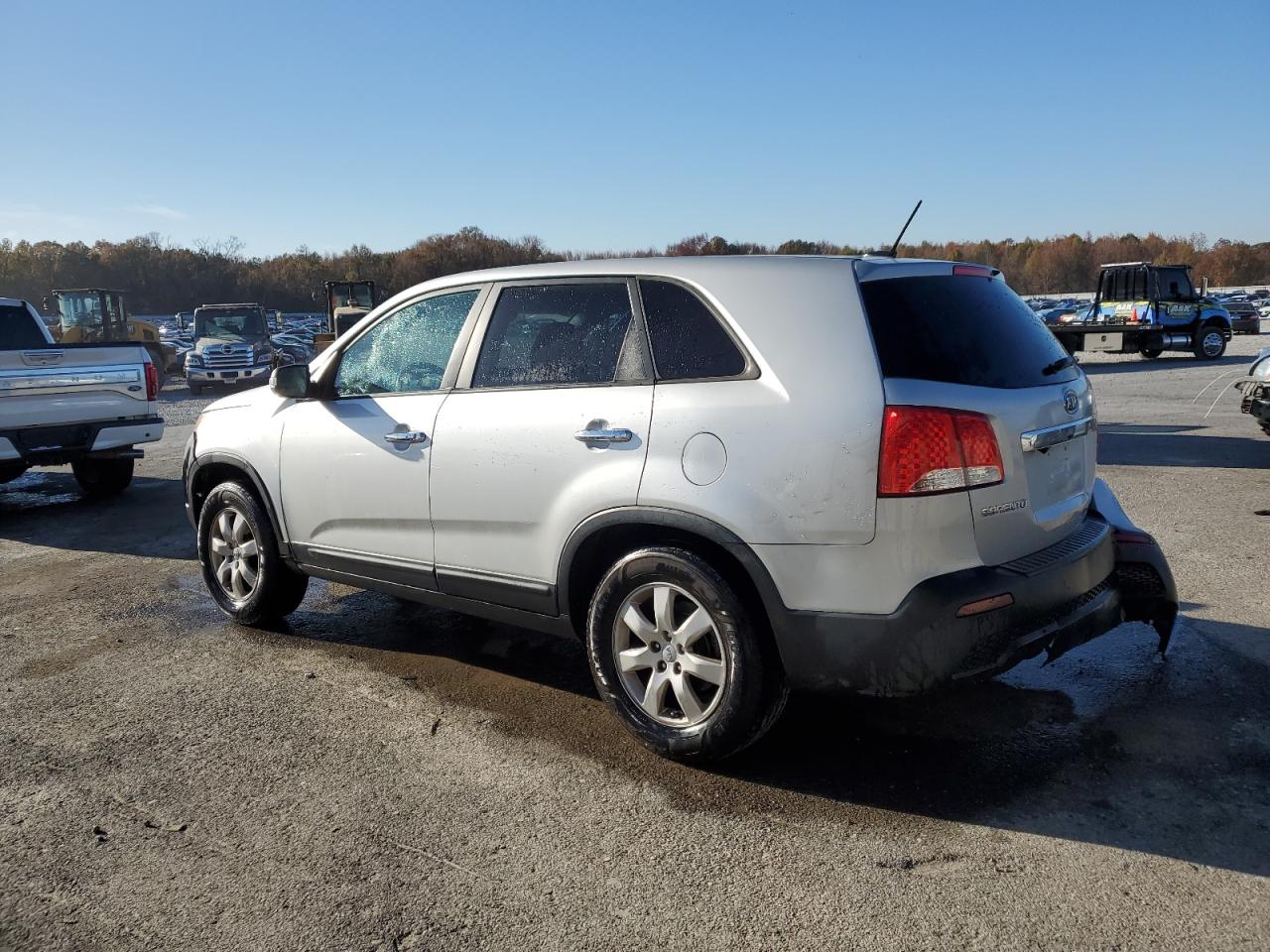 2013 Kia Sorento - Image 2