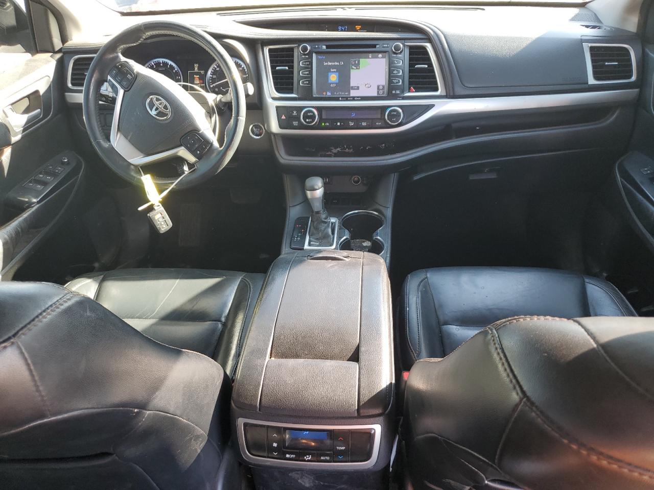 2016 Toyota Highlander - Image 8