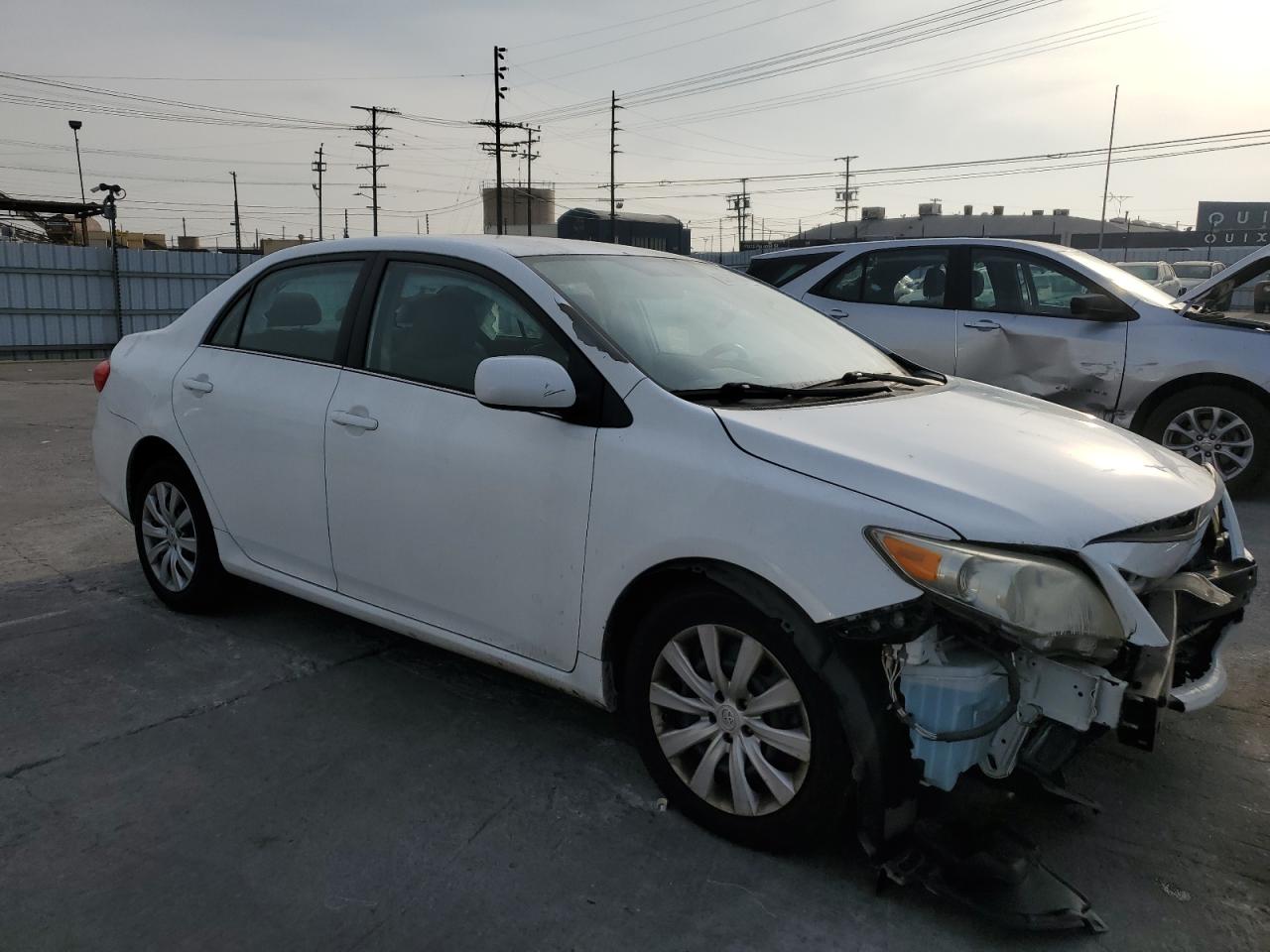 VIN 5YFBU4EE5DP104908 2013 TOYOTA COROLLA no.4