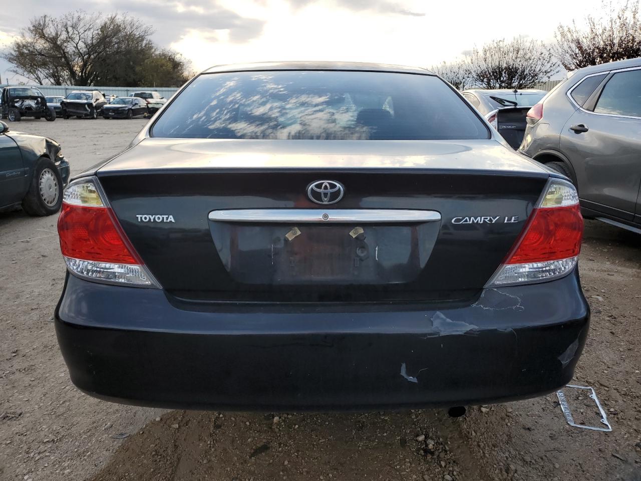 2005 Toyota Camry Le VIN: 4T1BE32K45U059719 Lot: 83996974