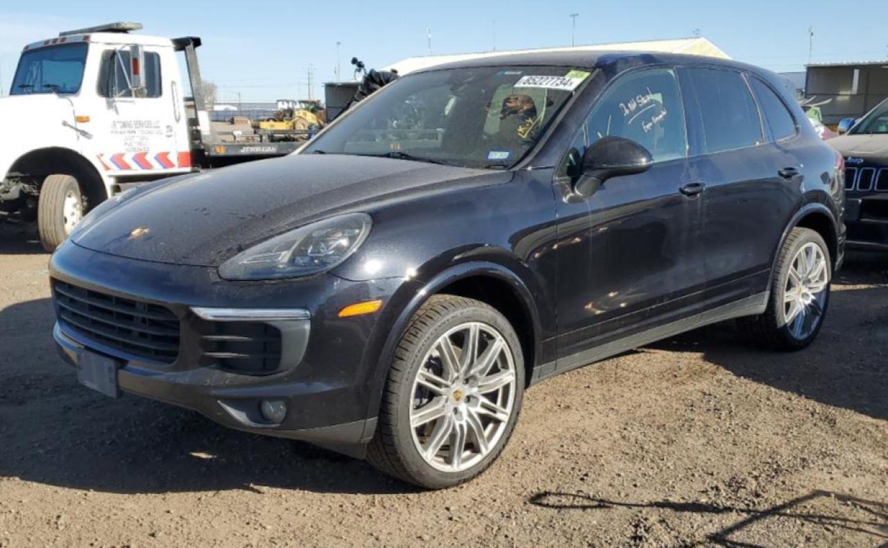 VIN WP1AA2A28HKA87660 2017 PORSCHE CAYENNE no.1