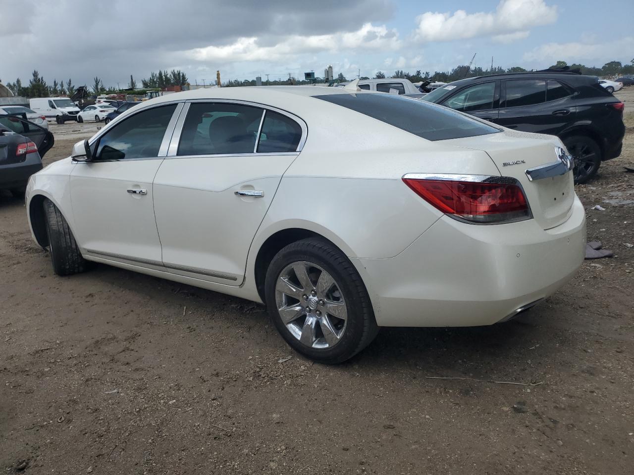 2011 Buick LaCrosse - Image 2
