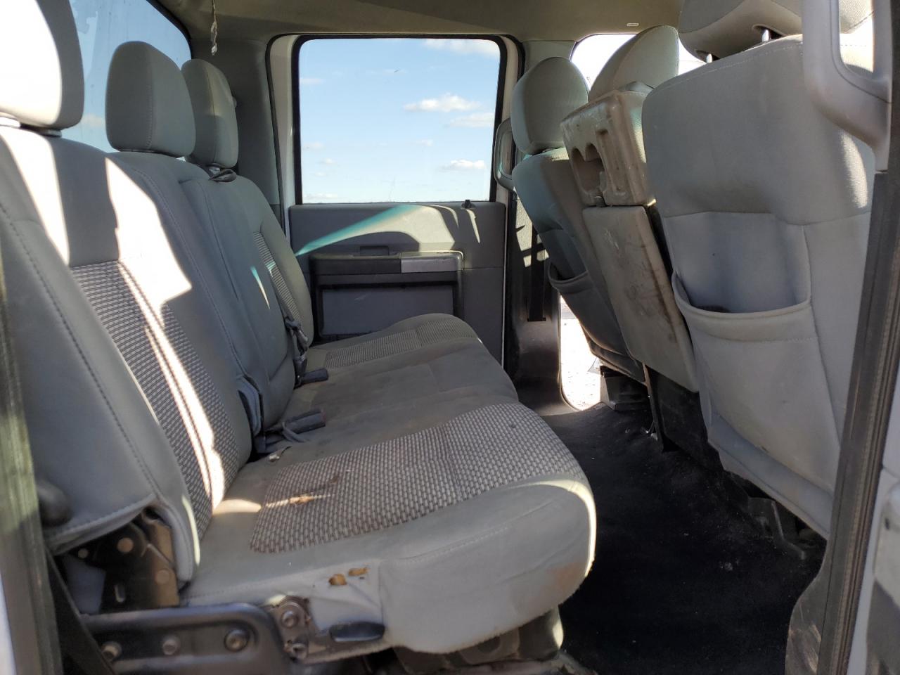 2013 Ford F250 - Image 11