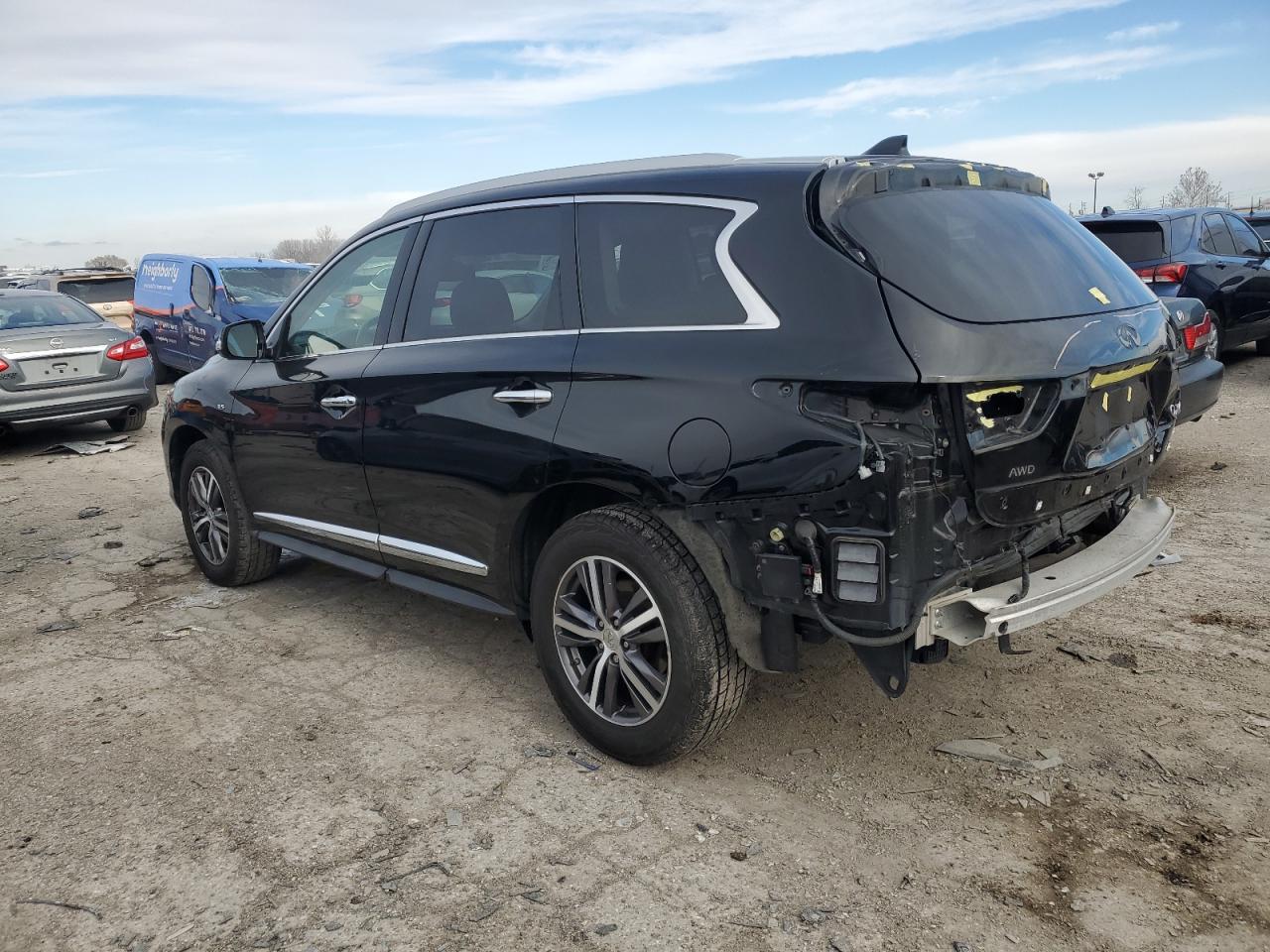 2019 Infiniti QX60 - Image 2