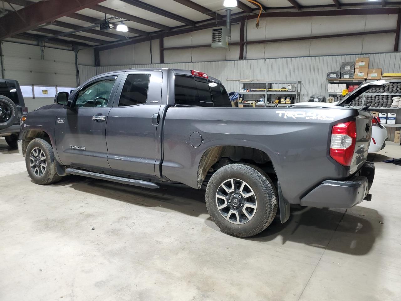 VIN 5TFBY5F19KX856969 2019 TOYOTA TUNDRA no.2