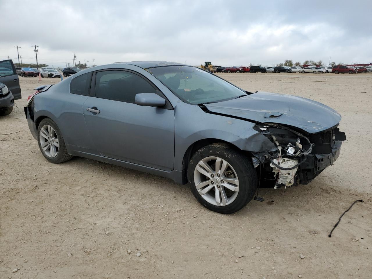 2011 Nissan Altima - Image 4