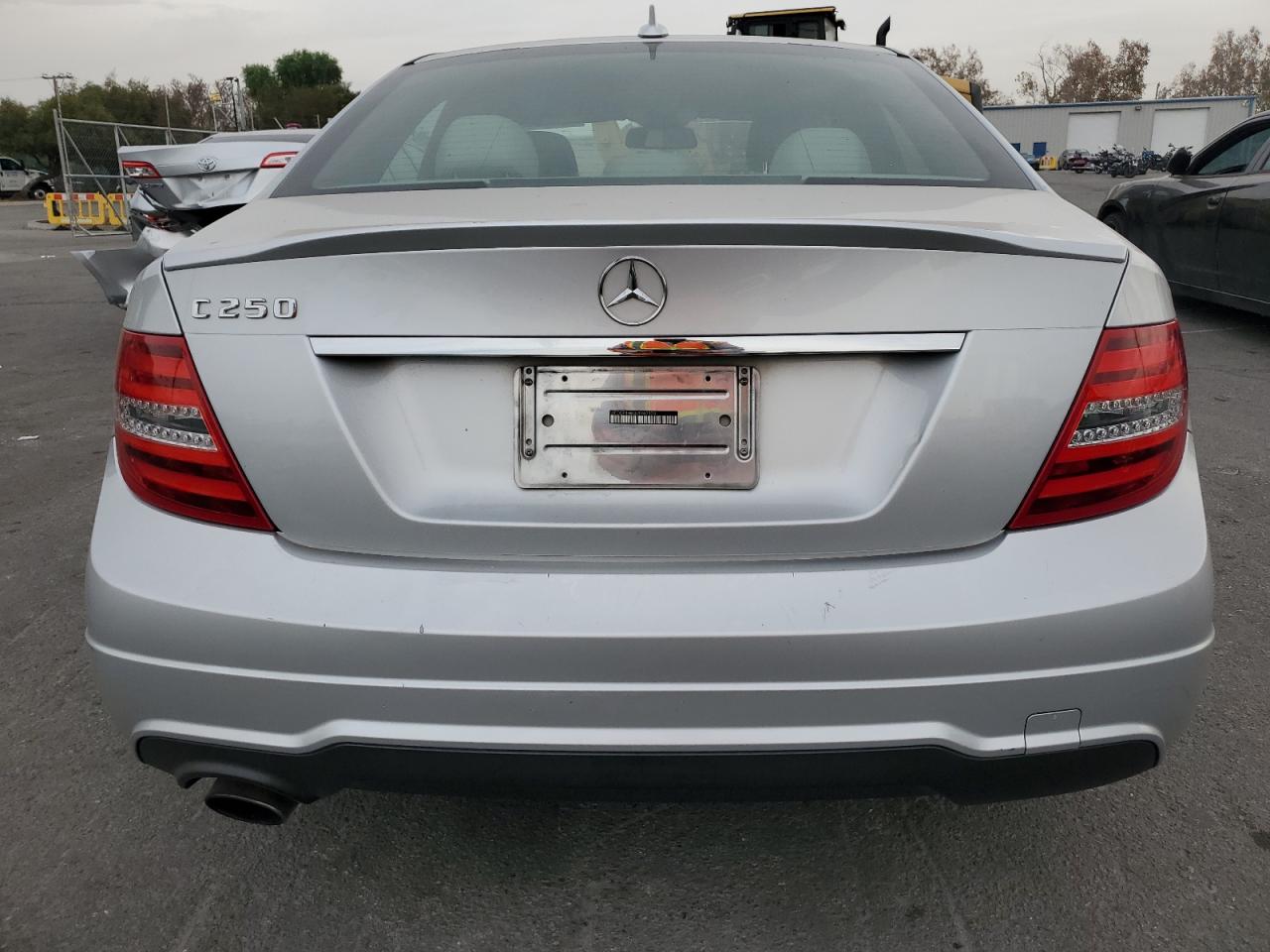 VIN WDDGF4HB0EA960128 2014 MERCEDES-BENZ C-CLASS no.6