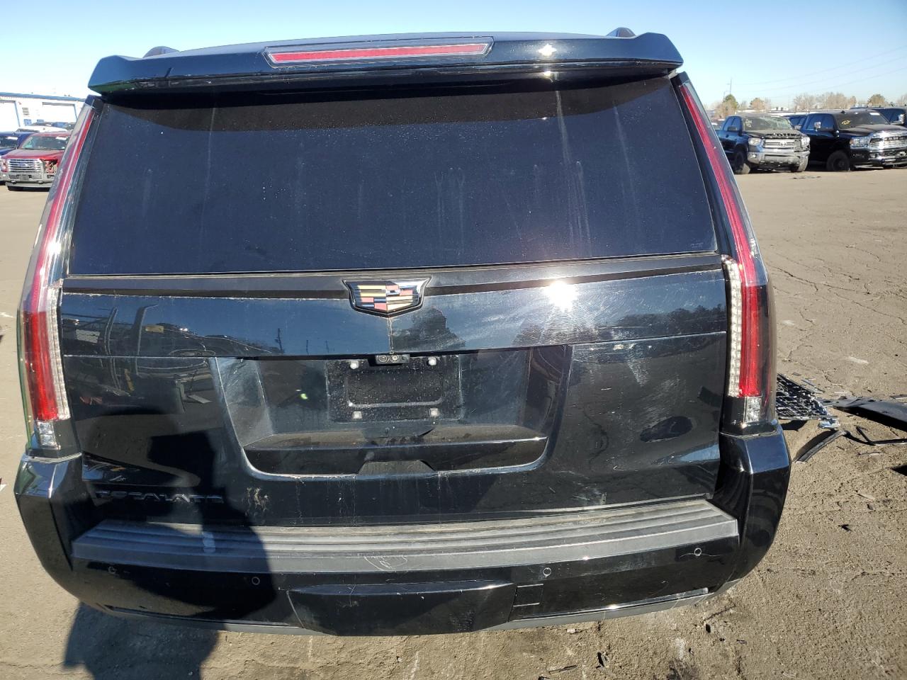 2017 Cadillac Escalade - Image 6