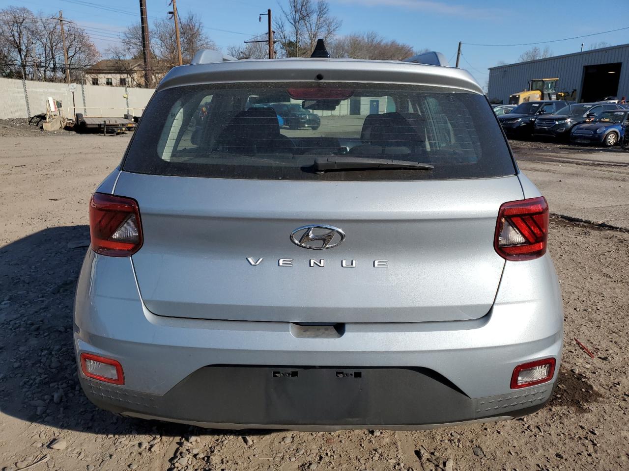 2022 Hyundai Venue Sel VIN: KMHRC8A37NU166422 Lot: 83429794