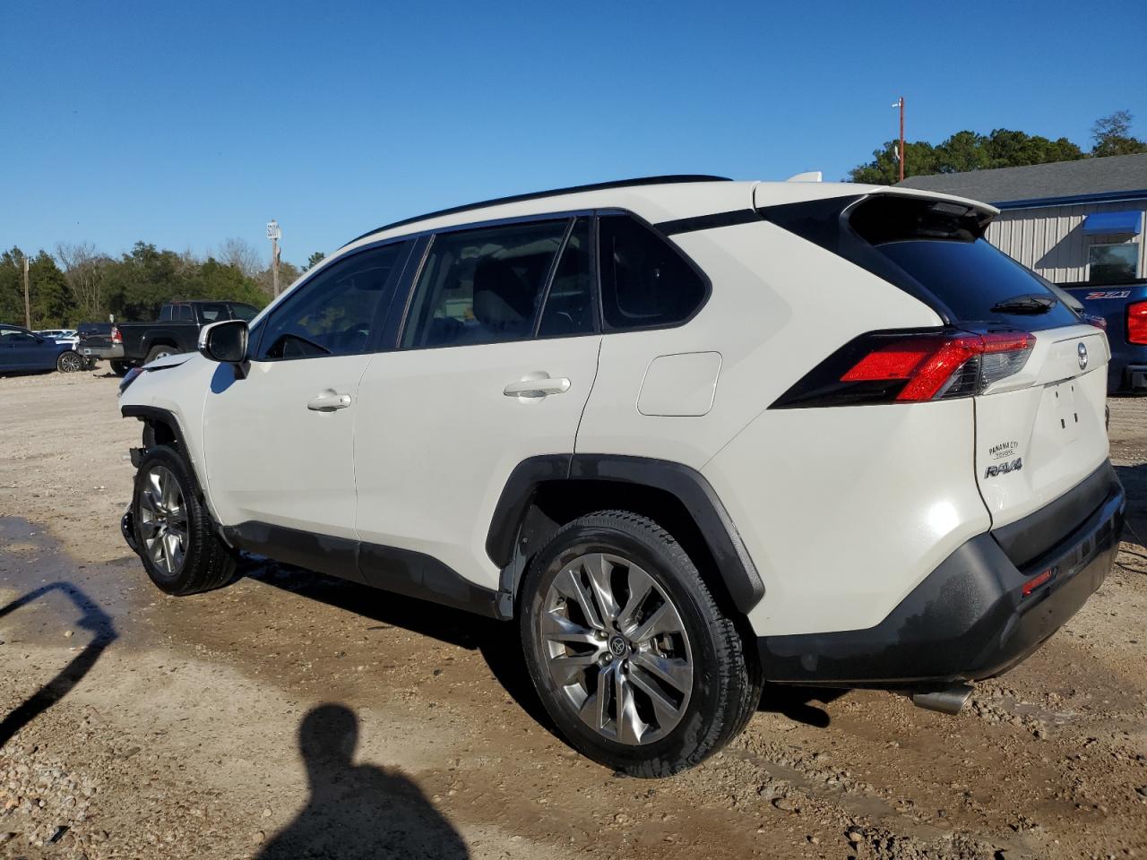 2022 Toyota RAV 4 - Image 2